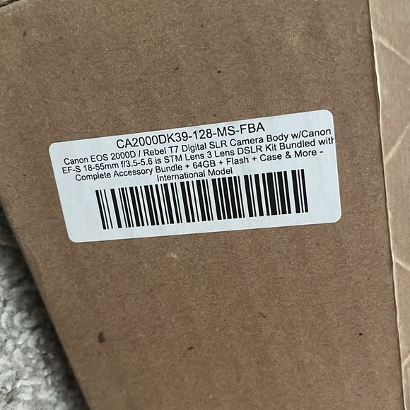 Never used Canon EOS 2000D Camera - Picture 9 of 9